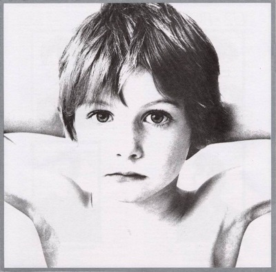U2 - Boy (Album, 1980): oprawa graficzna przedniej okładki