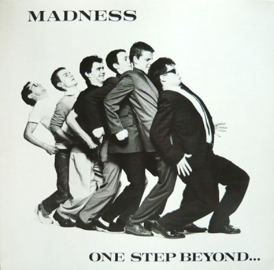 Madness - One Step Beyond... (Album, 1979): oprawa graficzna przedniej okładki