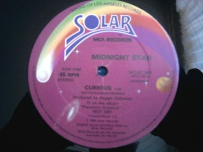 Curious - Midnight Star (Winyl, 12", 45 RPM, Singiel, ℗ 1984 © Mar 1985 Wielka Brytania, Solar, MCA Records #MCAT 961) - przód główny