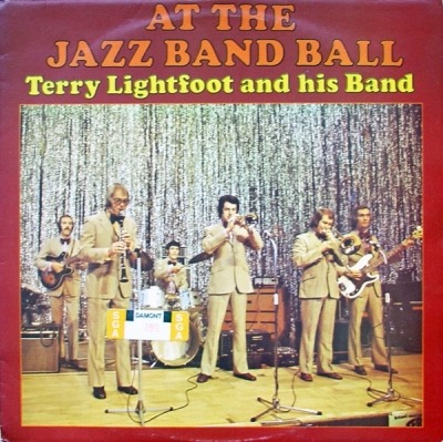 At The Jazz Band Ball - Terry Lightfoot And His Band (Album, Winyl, LP, ℗ © 1974 Wielka Brytania, Stereo Gold Award #MER 392) - przód główny