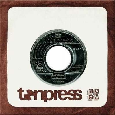 Kombinat - Republika (Winyl, 7", Singiel, 45 RPM, ℗ © 1983 Polska, Tonpress #S-440) - przód główny